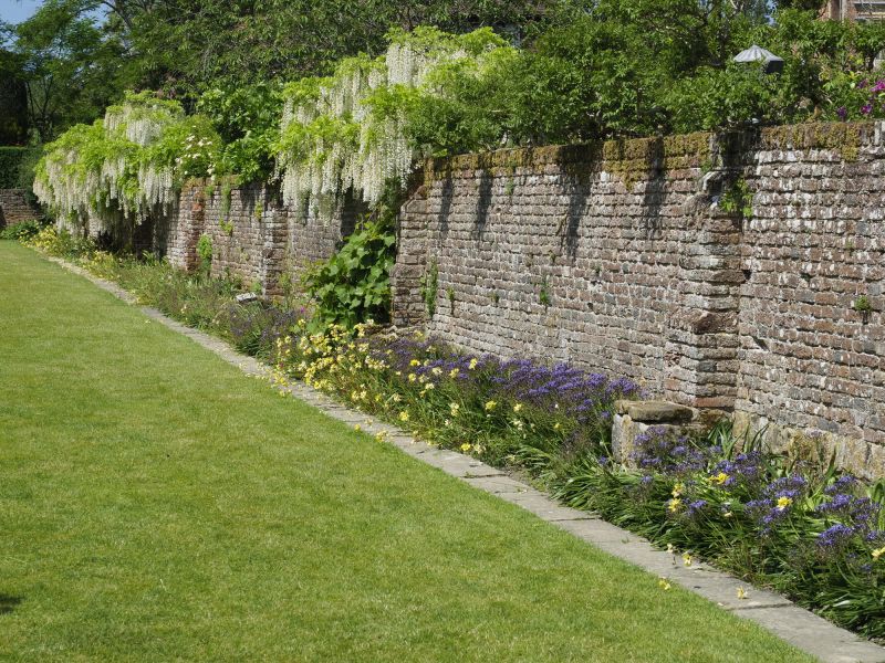 Cost of Rock Wall Landscaping in Westlake, OH